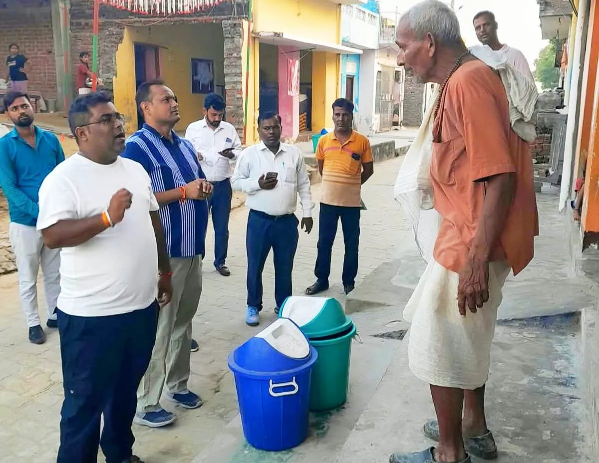 मुख्य राजस्व अधिकारी ने नगर पंचायत भानपुर का किया औचक निरीक्षण