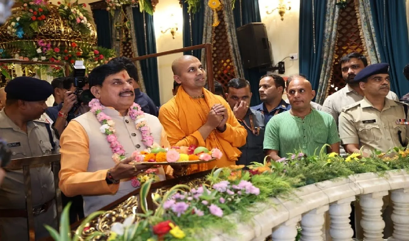श्रीकृष्ण से सीखें कष्टों में जीवन सार्थक बनाने की कला: सीएम यादव