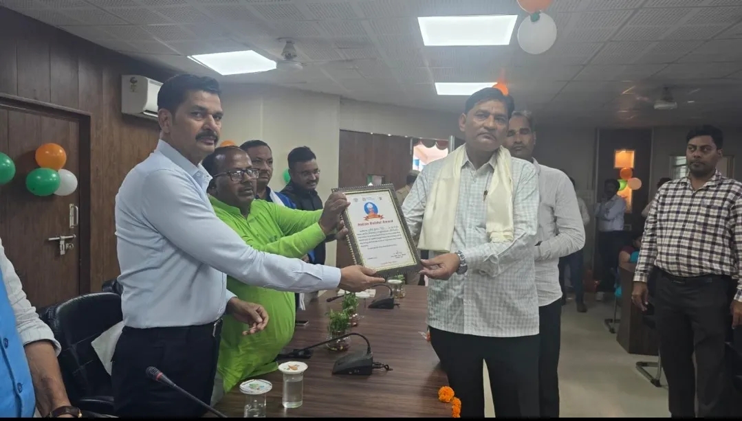 शिक्षक दिवस पर शिक्षकों का  सम्मान, राममिलन गुप्ता को मिला राज्य अध्यापक पुरस्कार