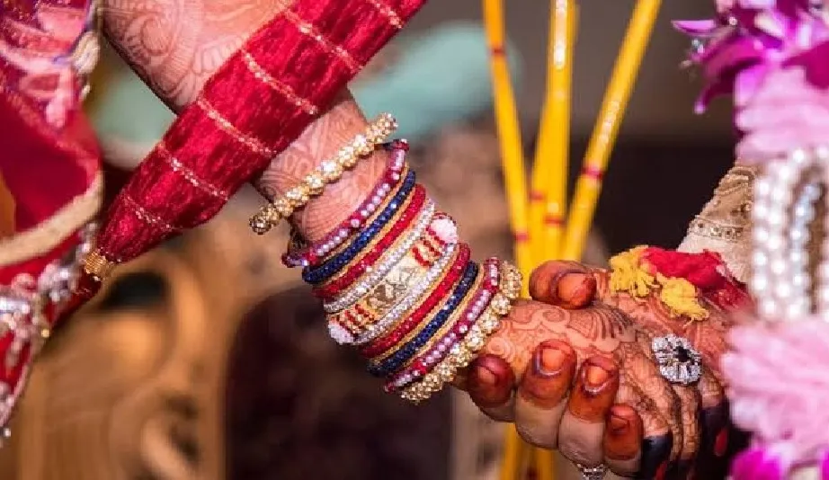 सहालग से पहले बढ़ी चिंता, मैरिज लॉनों की पार्किंग अव्यवस्था से जाम में फंस रहा शहर