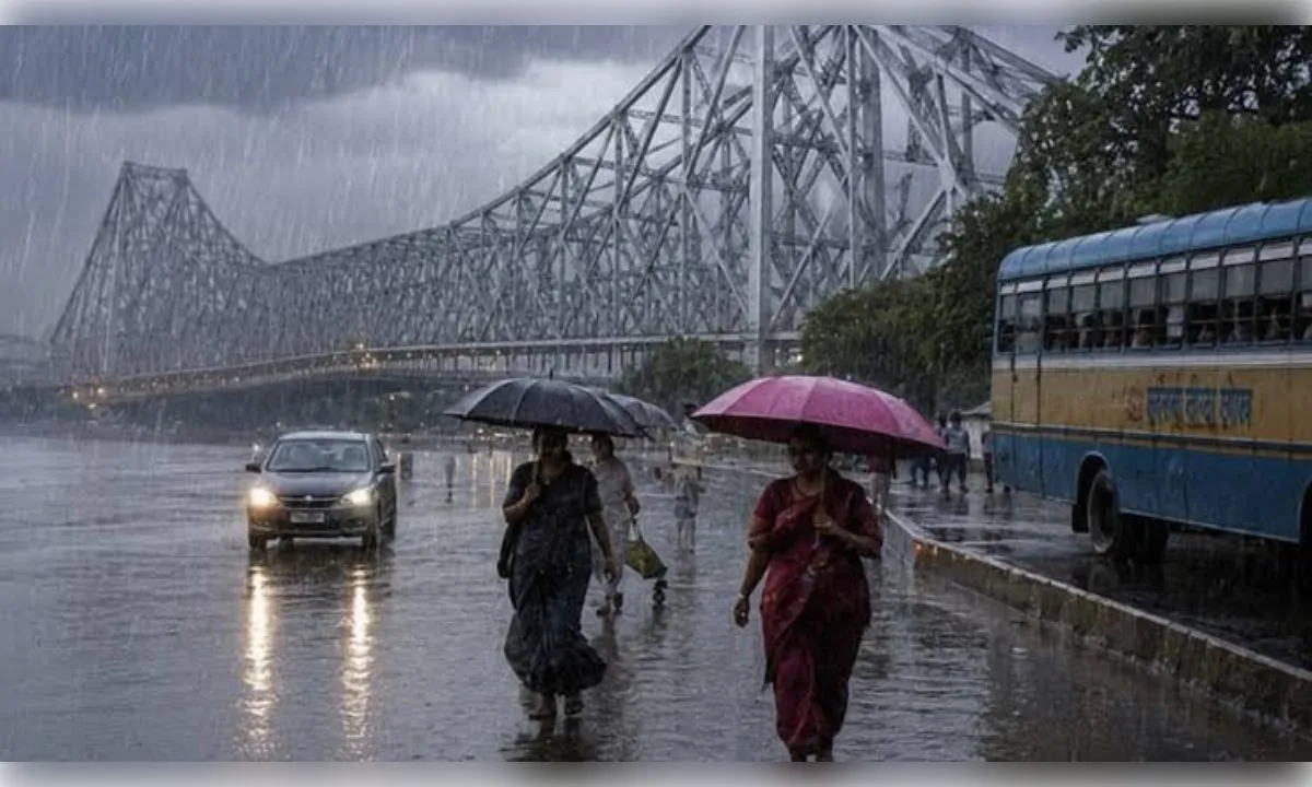 बंगाल में बदला मौसम, कई जिलों में बारिश-तेज हवा की चेतावनी