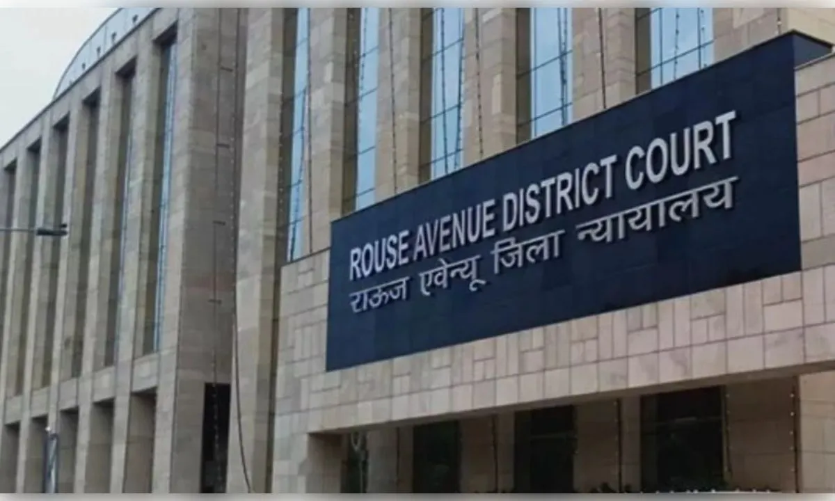 रेलवे टेंडर घोटाला: आरोप तय करने का फैसला टला, 10 सितंबर को सुनवाई