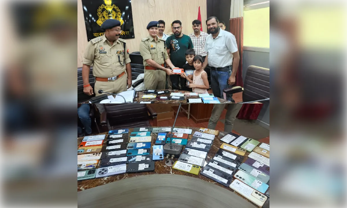 सीईआईआर पोर्टल से पुलिस ने बरामद किए 88 गुम मोबाइल फोन