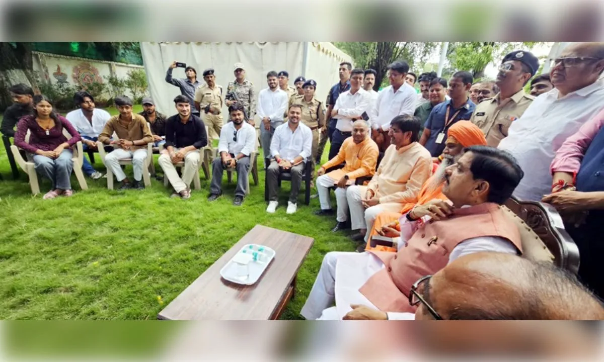 उज्जैन की ऐतिहासिक विरासत जानने बिहार के युवा इन्फ्लुएंसर पहुंचे मप्र