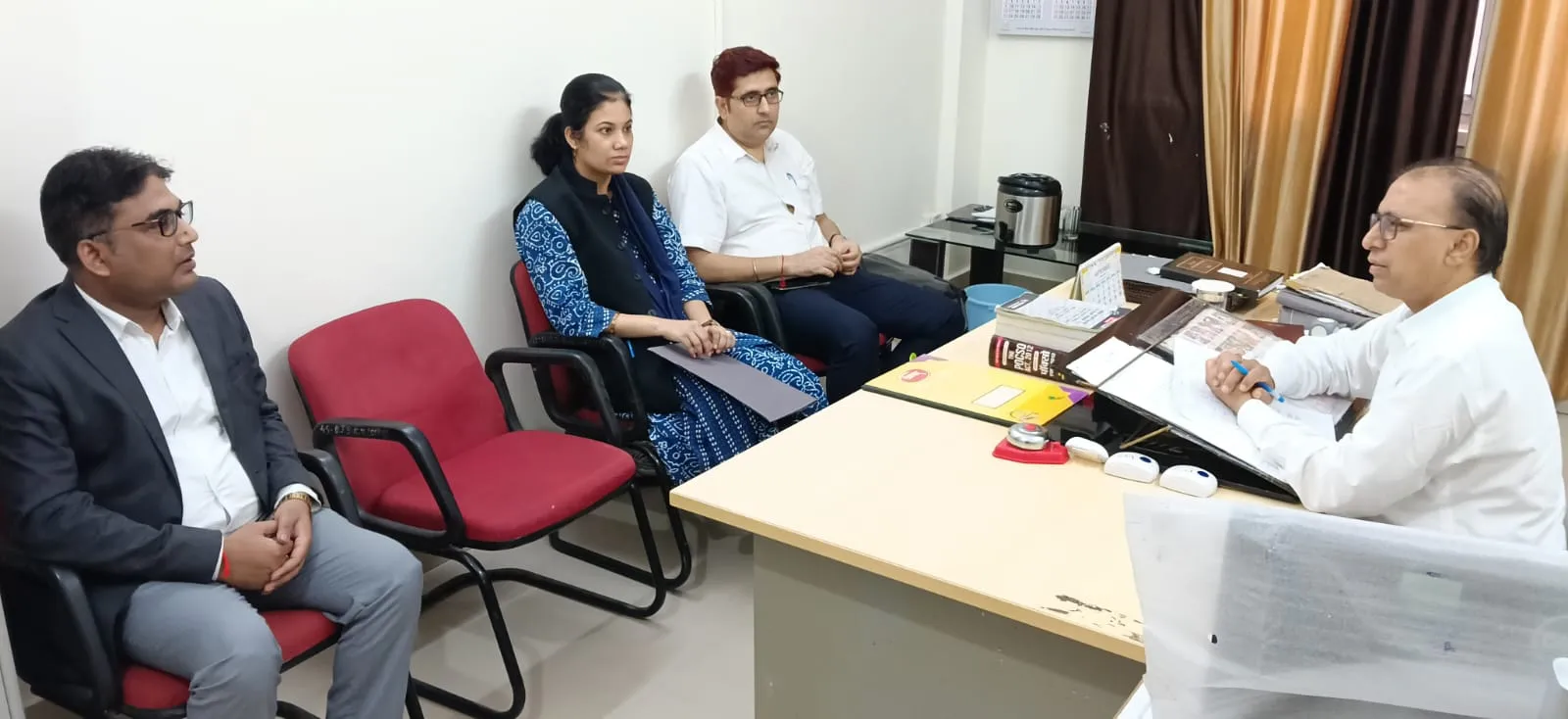 लोक अदालत की तैयारियाँ जोरो पर, नोडल ऑफिसर ने आहुत की बैठक