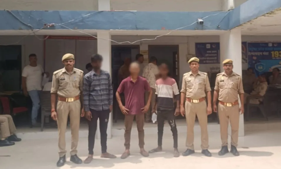 थाना कोतवाली खलीलाबाद पुलिस द्वारा चोरी के मामलें में 03 अभियुक्तों को किया गया गिरफ्तार