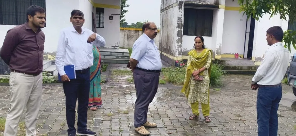 सीएमओ ने किया चार प्राथमिक स्वास्थ्य केंद्रों का औचक निरीक्षण, दिए आवश्यक निर्देश