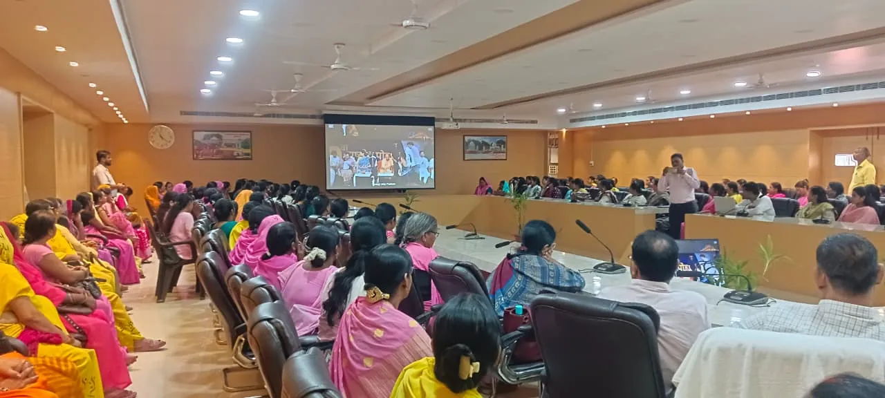 डीएम व सीडीओ की उपस्थिति में जनपद में राष्ट्रीय पोषण माह का किया गया शुभारंभ