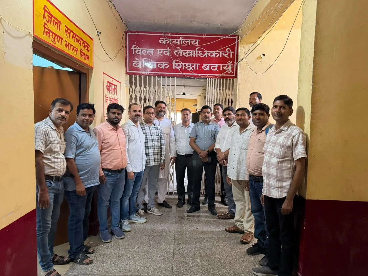 18 शिक्षकों के ग्रेड पे विसंगति मामले में कनिष्ठ सहायक शकील पर कार्रवाई की मांग तेज