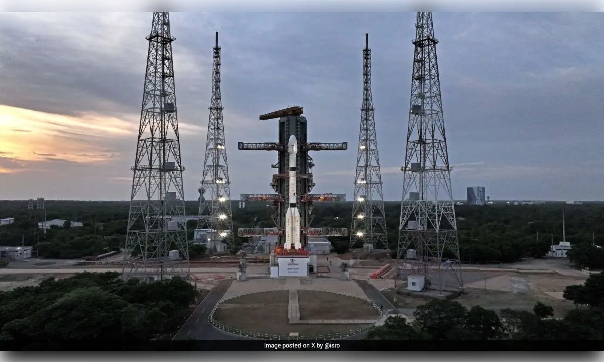 इसरो ने सफलतापूर्वक लॉन्च किया ईओएस-05 सैटेलाइट