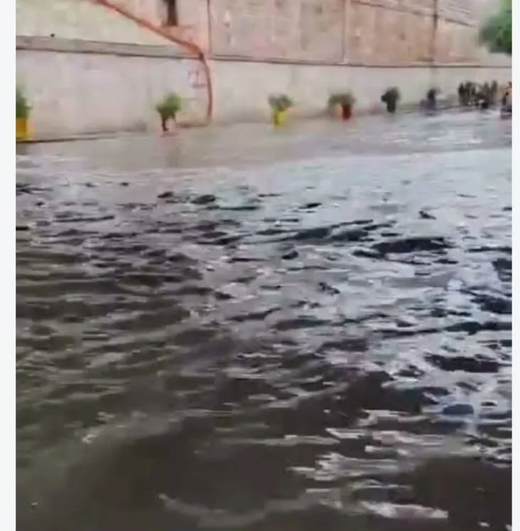 लखनऊ: आफत बनी बारिश, एक लाख लोग प्रभावित 