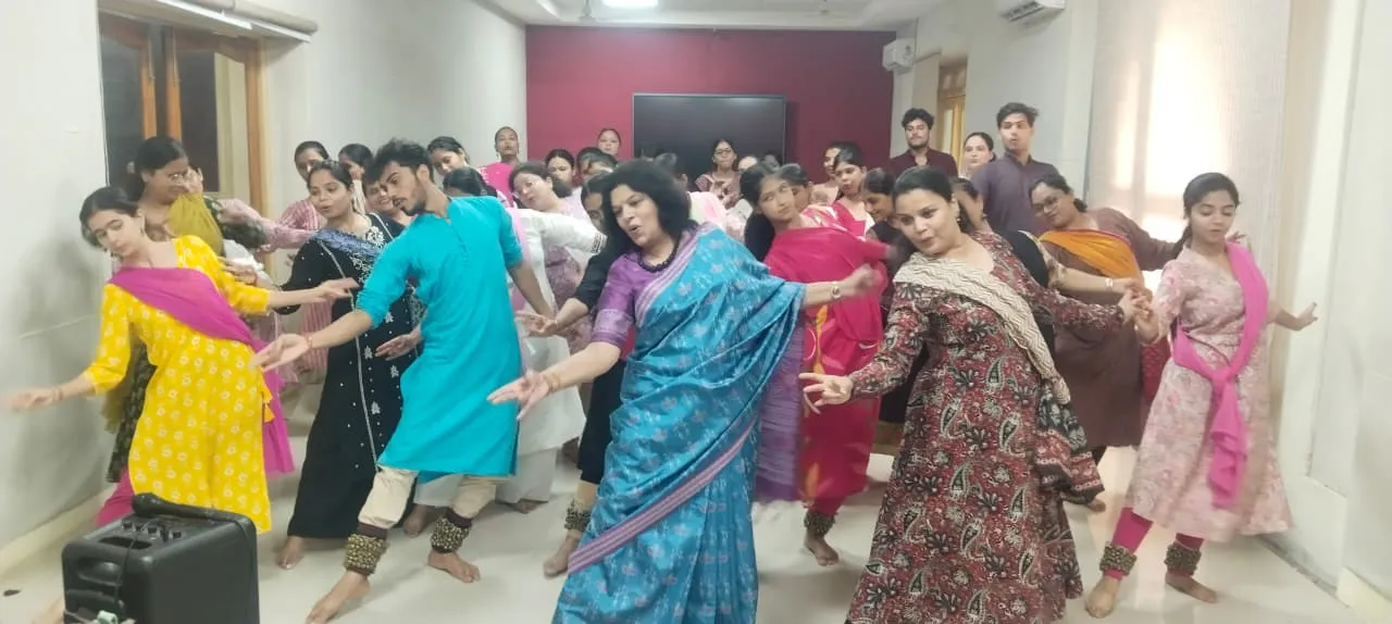 भातखण्डे विवि में एक दिवसीय कथक का आयोजित
