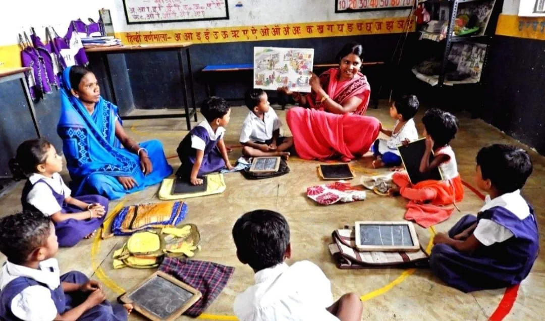 आंगनबाड़ी केंद्रों में आओ सुनें और सुनाएं कहानी अभियान 