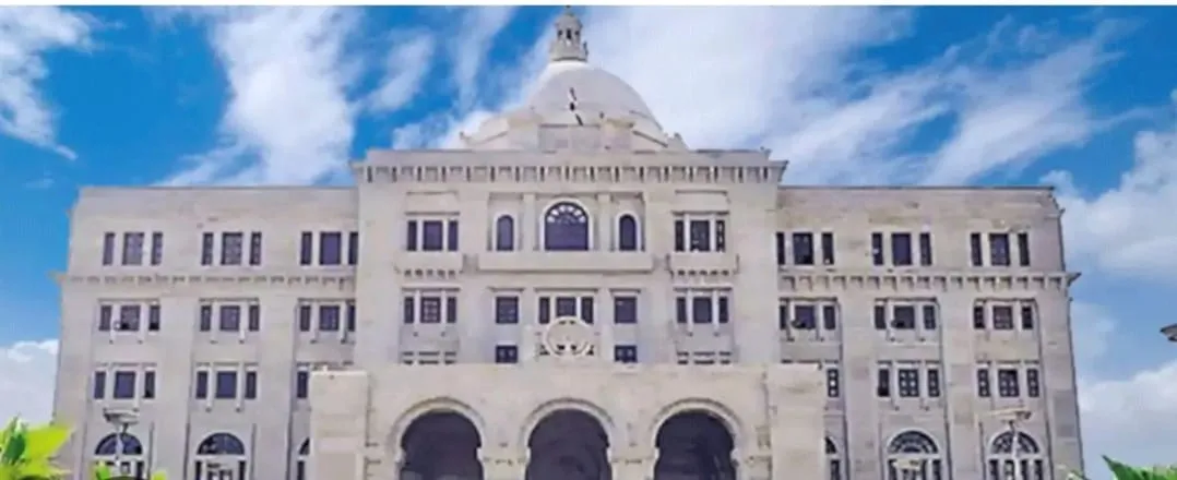 आधा दर्जन अनुभाग अधिकारी इधर से  उधर