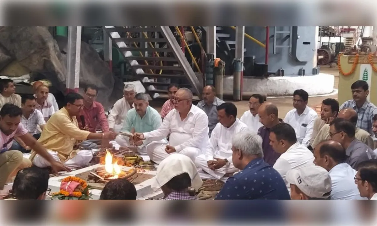 विश्वकर्मा जयंती पर तितावी शुगर कॉम्प्लेक्स में हवन-पूजन