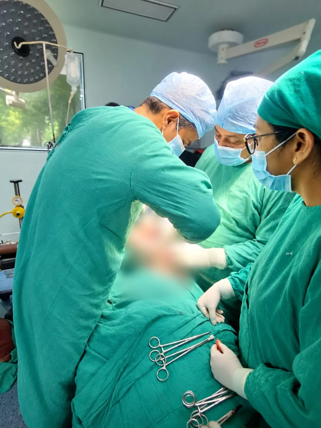 बचा लिया गर्भाशय,बची रह गई मां बनने की संभावना