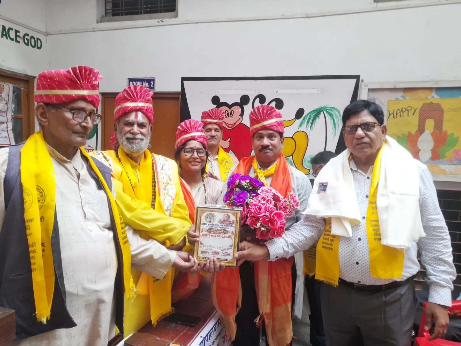 लेखक डॉ.अखिलेश श्रीवास्तव को मिला मानद-स्मृति सम्मान