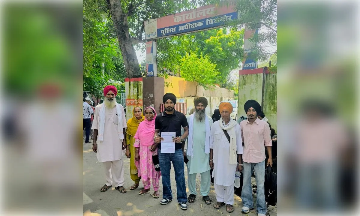 अजन्मे बच्चे का जबरन गर्भपात कराने और झूठे आर्म्स एक्ट में फंसाने का आरोप