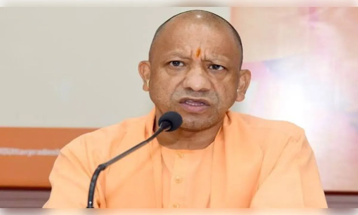 यूपी में बारिश को लेकर सीएम योगी सख्त, अफसरों को फील्ड में जाने के निर्देश