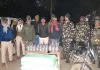  एसएसबी और पुलिस की संयुक्त कार्रवाई में 390 बोतल नेपाली शराब के साथ एक तस्कर गिरफ्तार