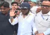  चुनाव बाद हिंसा पीड़ितों से मिलने पहुंचे अभिषेक बनर्जी पर हमला