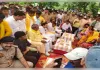 प्रभारी मंत्री ओम प्रकाश राजभर ने अग्निकांड प्रभावित परिवारों से की मुलाकात, प्रदान की आर्थिक सहायता