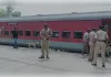 राप्ती सागर एक्सप्रेस में बम की सूचना निकली अफवाह, सघन जांच के बाद ट्रेन सुरक्षित रवाना