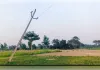 बहराइच के गांवाें में हादसे को दावत दे रहा बिजली का झुका पोल