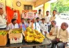 नेता प्रतिपक्ष राहुल गांधी के 56 वें जन्म दिन पर कांग्रेस नेताओं ने किया वृद्धा आश्रम में फल का वितरण