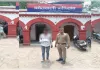 बंद मकानों में चोरी करने वाला शातिर चोर गिरफ्तार, चोरी का सामान और अवैध तमंचा बरामद