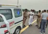 मोर्चरी के पास बिना चालक के दौड़ पड़ी एंबुलेंस