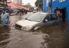 मुंबई में मूसलाधार बारिश से जनजीवन अस्त-व्यस्त, कई इलाके जलमग्न; रेड अलर्ट जारी