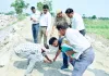 ऐरा-अम्बरपुर तटबंध के स्पर पुनरोद्धार कार्य का डीएम ने किया स्थलीय निरीक्षण, समयबद्धता सुनिश्चित करने के निर्देश