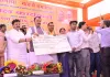 सिराथू में उपमुख्यमंत्री केशव मौर्य ने बांटे आवास की चाभियां, ट्रैक्टर व सहायता सामग्री, बोले- गांव की समस्याओं का होगा गांव में ही समाधान