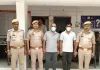 आधुनिक उपकरणों की सहायता से नकल करने के मामले में दो अभियुक्तों को किया गया गिरफ्तार