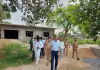 जिलाधिकारी व पुलिस अधीक्षक द्वारा थाना धनघटा परिसर में निर्माणाधीन मेस का किया गया निरीक्षण, दिए गए आवश्यक दिशा निर्देश