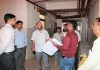 डीएम ने जिला पुस्तकालय, विनियमित क्षेत्र कार्यालय व 100 बेडेड चिकित्सालय शिवसत का किया निरीक्षण