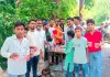 भीषण गर्मी में इंसानियत की मिसाल, हजारों राहगीरों को पिलाया शरबत