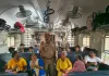 रेलवे स्टेशन और उसके आसपास पत्थरबाजी की घटनाओं को रोकने को ट्रेन यात्रियों व अन्य लोगो को किया जागरूक