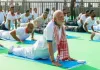  कोलकाता में 35000 लोगों के साथ योग कर रहे पीएम मोदी