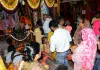 ज्येष्ठ माह के अंतिम बड़े मंगल पर हनुमान मंदिरों में श्रद्धालुओं की उमड़ी भीड़ 