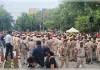  संसद मार्च के दौरान बवाल: पुलिस-प्रदर्शनकारी भिड़े, 118 जवान घायल, 70 हिरासत में....