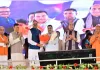 हवा में उड़ने वाली बस लाने वाला हूँ : नितिन गड़करी