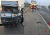 नोएडा: दिल्ली-मेरठ हाईवे पर दर्दनाक हादसा, बस-कैंटर टक्कर में परिचालक की मौत
