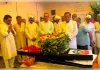  योगी के मंत्री असीम अरुण त्रिपुरा के दिवंगत डीजीपी अनुराग की अंतिम यात्रा में हुए शामिल, दी भावभीनी श्रद्धांजलि