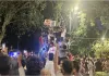 जंतर-मंतर पर रात को फिर हिंसा, दिल्ली पुलिस का दावा-प्रदर्शनकारी खुखरी लहराते दिखे