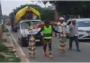  101 और 51 किलो जल की कांवर लेकर हरिद्वार से भिंड जा रहे शिवभक्त, सादाबाद में पुष्पवर्षा कर हुआ स्वागत