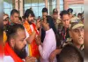 अयोध्या एयरपोर्ट पर दिखा आत्मीयता का अनूठा दृश्य