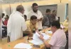 पूर्व एमएलसी के बेटे को नहीं मिल रही दुकान, 28 साल से लगा रहा चक्कर