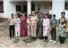 पुलिस ने कॉलेज और गांव में चलाया जागरूकता अभियान, हेल्पलाइन नंबरों की दी जानकारी